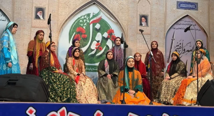 اجراهای سرود دختران در جشنواره سرود و هنرهای نمایشی دزفول- بهمن ماه ۱۴۰۳  5