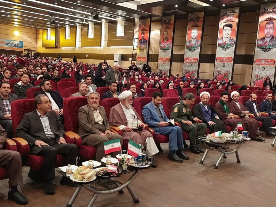 مراسم اختتامیه جشنواره سرود و هنرهای نمایشی- دزفول ۱۴۰۳ 8