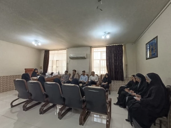 نشست کارکنان دانشگاه با ریاست  4