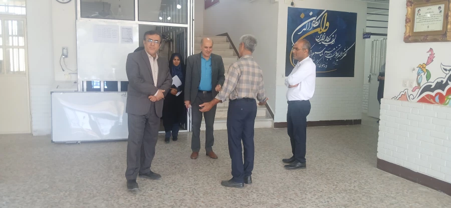 بازدید از نمایشگاه عفاف و حجاب 3