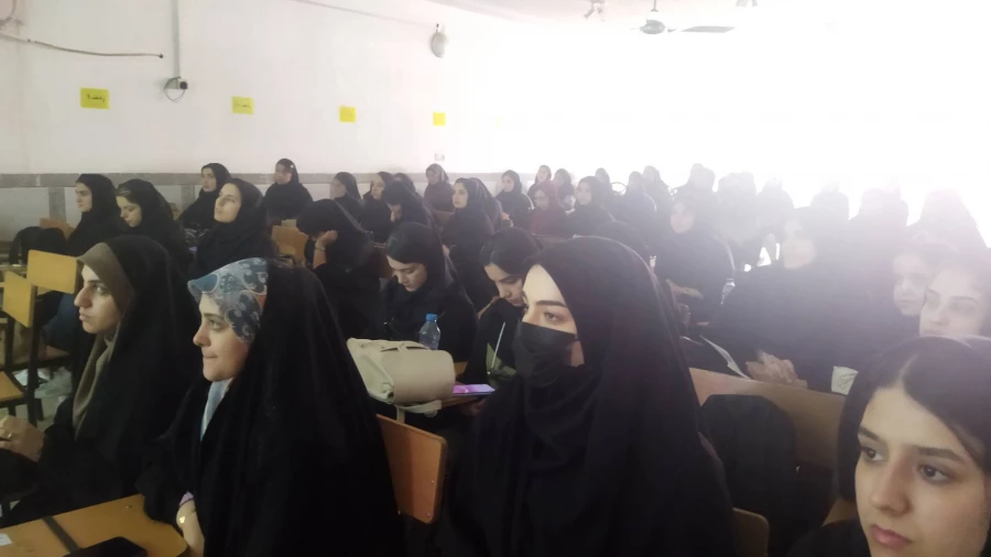 برگزاری کارگاه حرکات اصلاحی در دانش آموزان 3