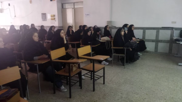 برگزاری کارگاه حرکات اصلاحی در دانش آموزان 4