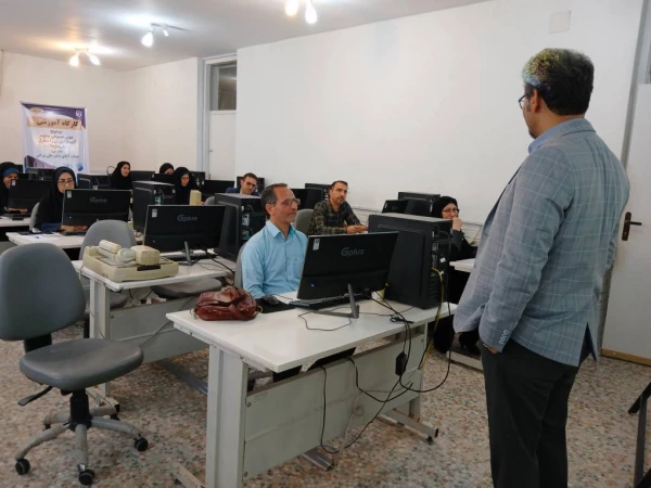 برگزاری کارگاه آموزشی هوش مصنوعی
 8