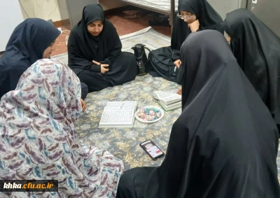 به مناسبت گرامیداشت هفته سراهای دانشجویی

نشست صمیمانه سرپرست شبانه روزی با دانشجویان و قرائت سوره واقعه