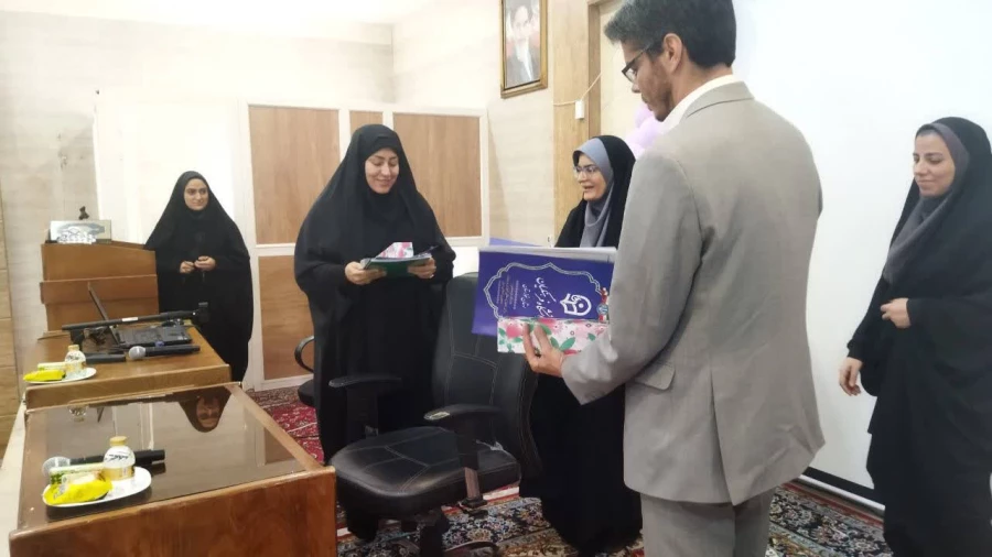  برگزاری نشست توجیهی آیین نامه شورای انضباطی با حضور معاون توسعه منابع و امور دانشجویی پردیس حضرت فاطمه الزهرا (س)  4