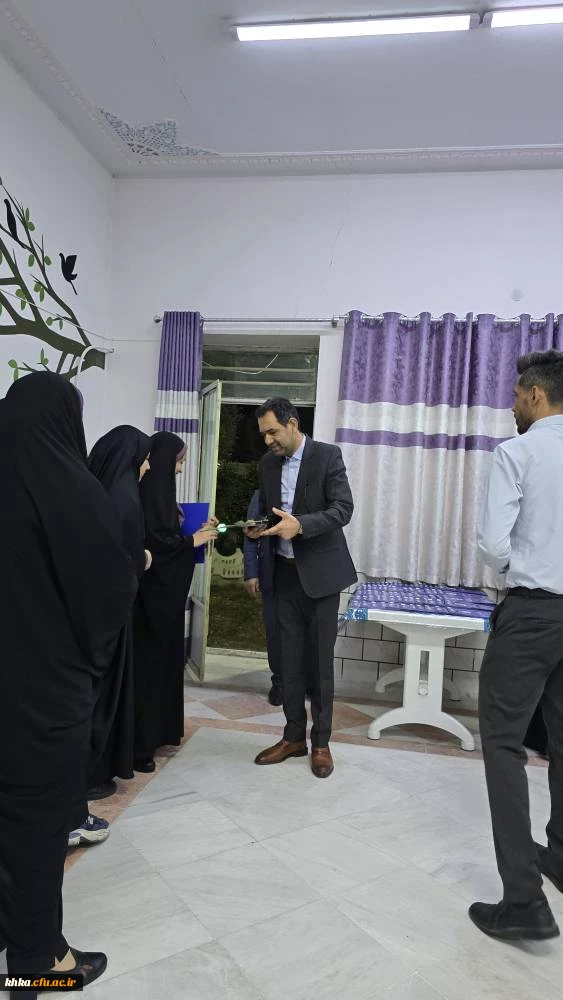 برگزاری مراسم ضیافت شام اساتید مرکز آموزش عالی حضرت خدیجه کبری(س)  و مدیران مدارس کارورزی به مناسبت بزرگداشت مقام معلم و دهه سرآمدی آموزش 4