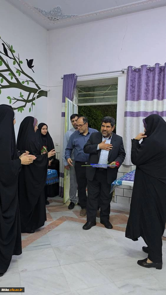 برگزاری مراسم ضیافت شام اساتید مرکز آموزش عالی حضرت خدیجه کبری(س)  و مدیران مدارس کارورزی به مناسبت بزرگداشت مقام معلم و دهه سرآمدی آموزش 19