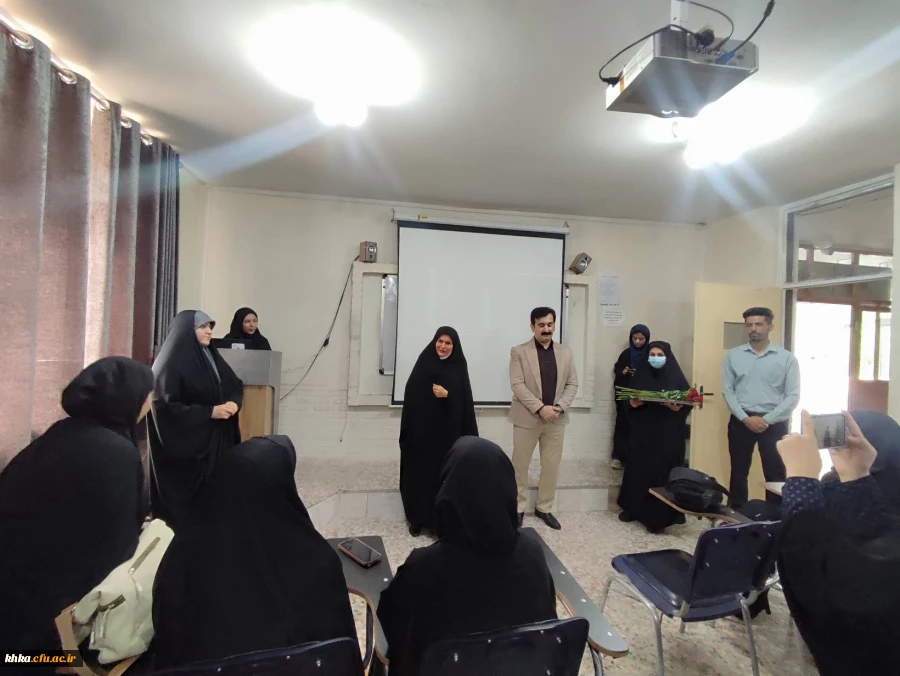 حضور در کلاس های درس به منظور تبریک روز معلم و روز استاد 4