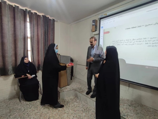 حضور در کلاس های درس به منظور تبریک روز معلم و روز استاد 5