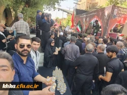 تجدید میثاق با آرمان های شهدای اقتدار در تشییع پرشکوه پیکر سپهبد شهید غلامعلی رشید و فرزند دلاورشان در دزفول
 3