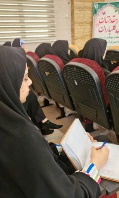 کارگاه آموزشی و جلسه پرسش و پاسخ پیرامون نیازهای تغذیه ای دانشجویان 6