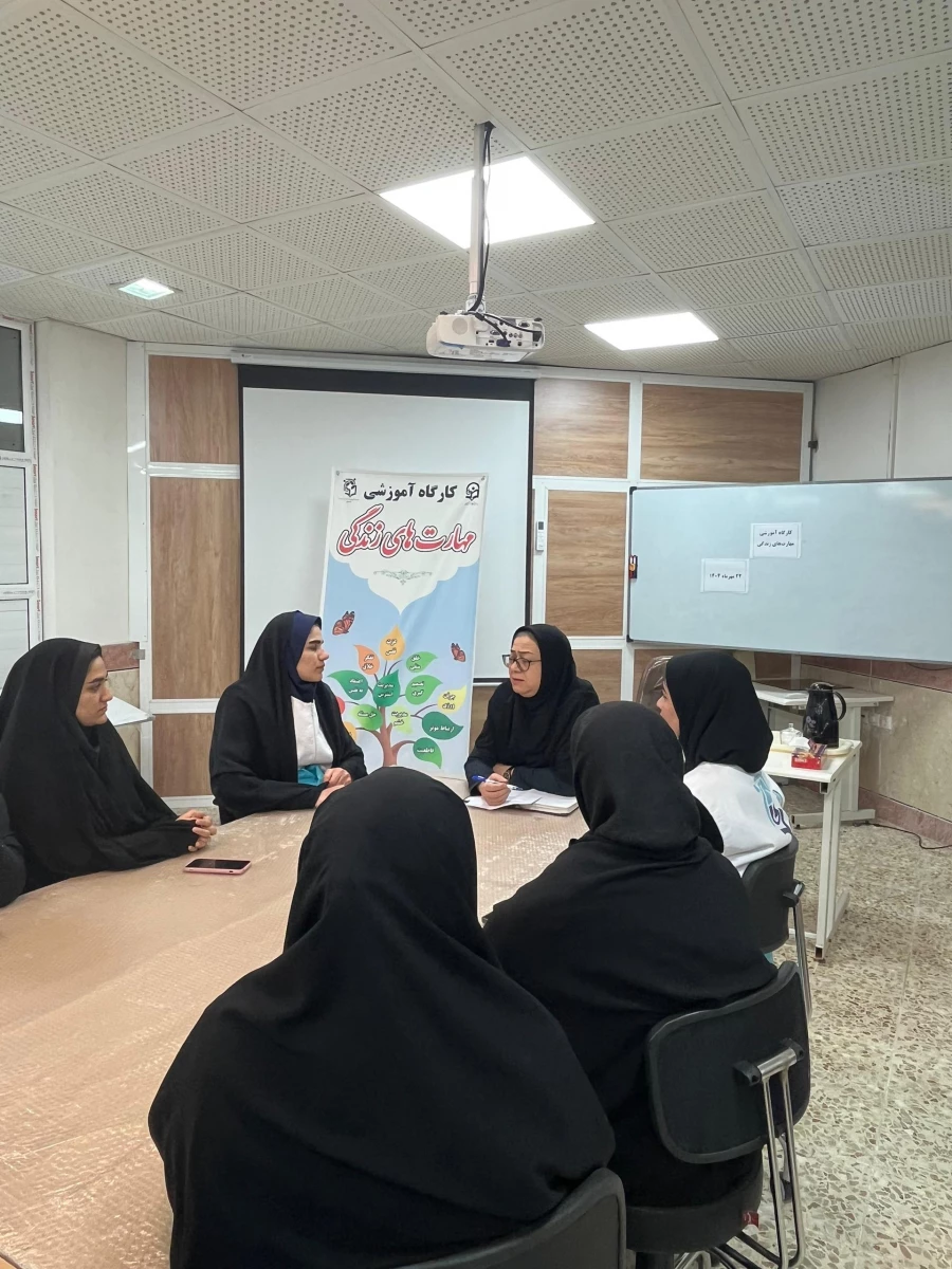 برگزاری کارگاه مهارت های زندگی ویژه دانشجومعلمان  13