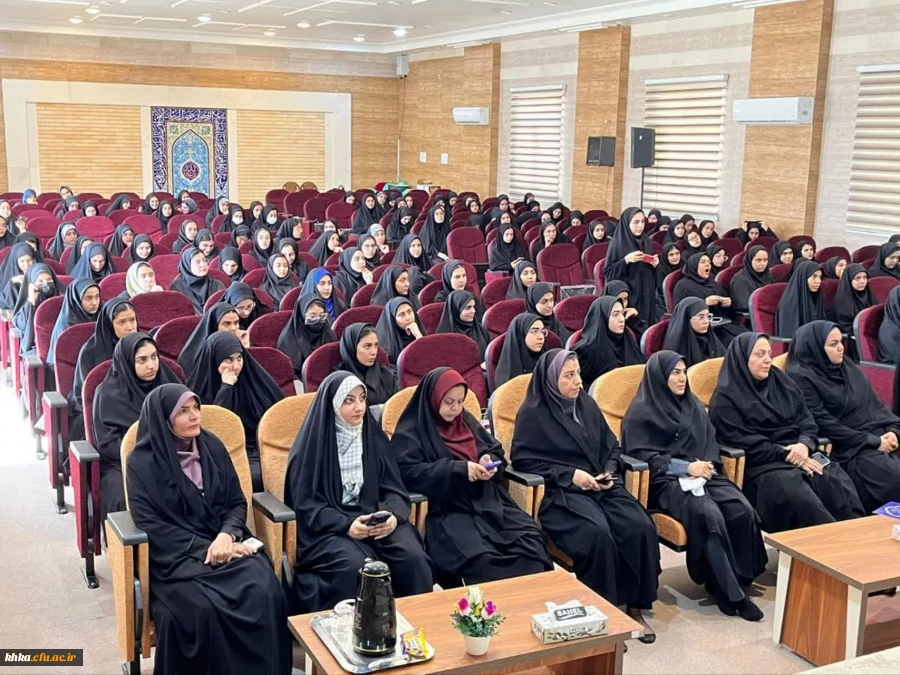 برگزاری نشست ویژه دانشجومعلمان به مناسبت هفته پدافند غیرعامل  2