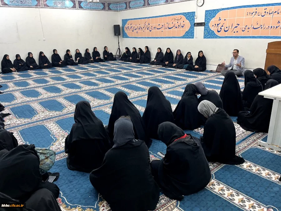 برگزاری دومین جلسه کارگاه روایت های بدون سانسور با موضوع آسیب شناسی، روان شناسی و ارتباطات 3