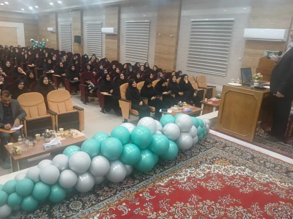 برگزاری نشست تعاملی با مدیران و معلمان راهنمای مدارس کارورزی در مرکز آموزش عالی حضرت خدیجه کبری (س) 5