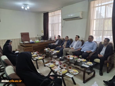 در راستای لزوم هماهنگی با اساتید

 نشست صمیمانه رئیس مرکز با اعضای محترم هیئت علمی و ماموران آموزشی  