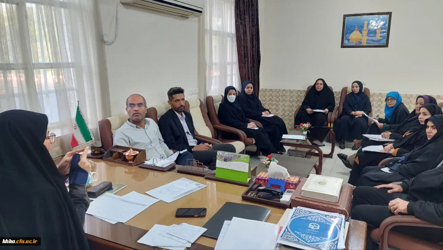 برگزاری جلسه هماهنگی حوزه های مختلف در خصوص تکمیل رهنامه ۴۰ ماده ای 4