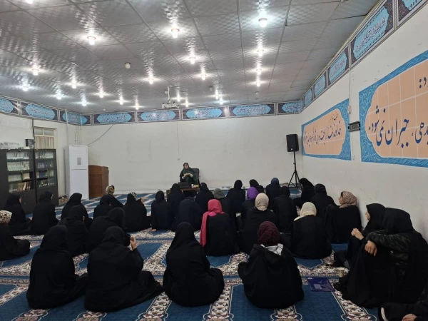 برگزاری کارگاه چگونگی تربیت در مسیر آموزش
 3