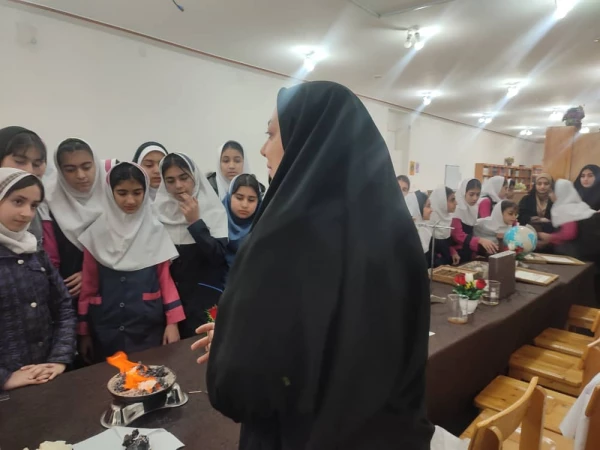 برگزاری کافه پژوهش در مرکز آموزش عالی حضرت خدیجه کبری(س) دزفول   3