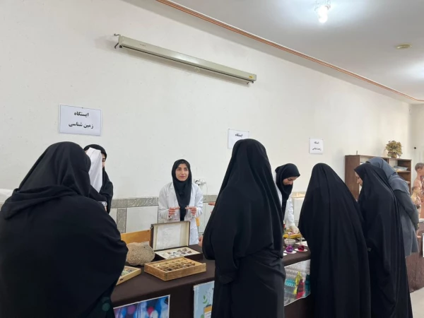 برگزاری کافه پژوهش در مرکز آموزش عالی حضرت خدیجه کبری(س) دزفول   9