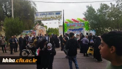 حضور کارمندان و دانشجومعلمان مرکز آموزش عالی حضرت خدیجه کبری (س) در راهپیمایی 22 بهمن و برپایی غرفه کودک 4