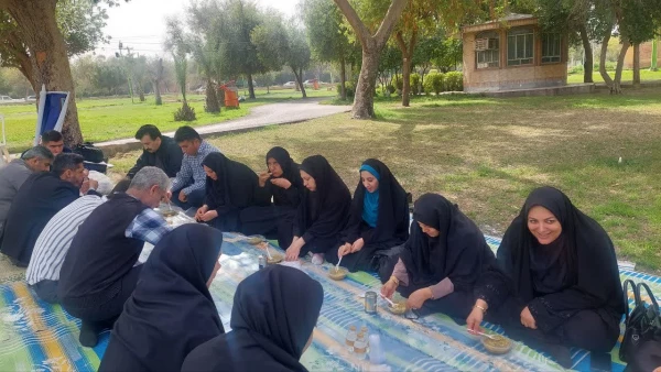 برگزاری گشت دسته جمعی و برنامه ورزشی گروهی و مسابقات دوستانه ویژه کارکنان به مناسبت اعیاد شعبانیه و دهه فجر  8