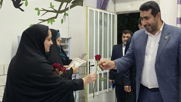 برگزاری مراسم ضیافت شام به مناسبت دهه سرآمدی آموزش و هفته معلم در مرکز آموزش عالی حضرت خدیجه کبری (س)دزفول 7